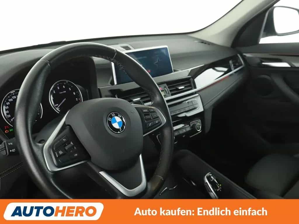 BMW X1 sDrive 18i Sport Line Aut.*NAV*TEMPO*CAM*AHK* 05/2022-photo-10