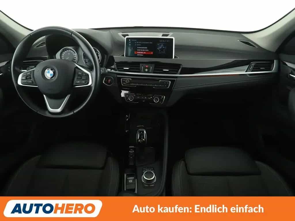 BMW X1 sDrive 18i Sport Line Aut.*NAV*TEMPO*CAM*AHK* 05/2022-photo-11