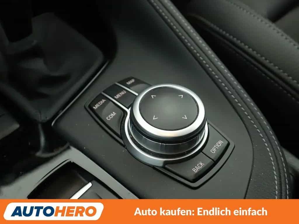 BMW X1 sDrive 18i Sport Line Aut.*NAV*TEMPO*CAM*AHK* 05/2022-photo-24