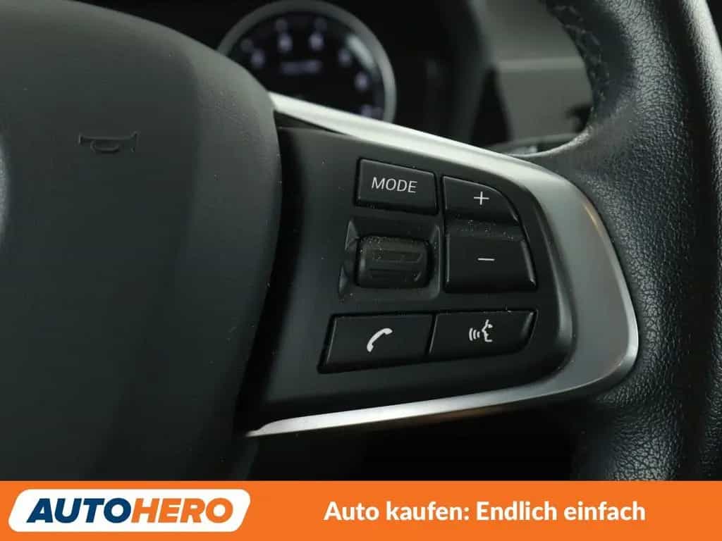 BMW X1 sDrive 18i Sport Line Aut.*NAV*TEMPO*CAM*AHK* 05/2022-photo-27