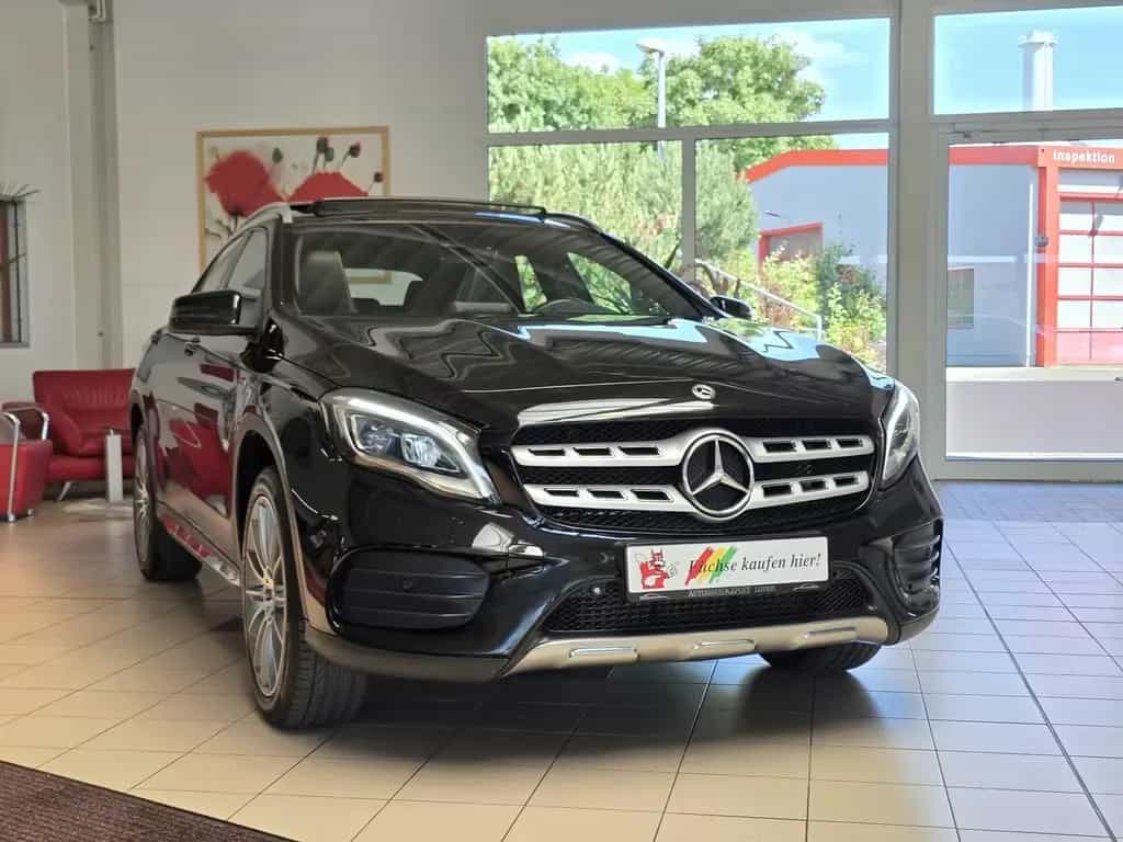 Mercedes-Benz GLA 200 Autom. AMG/LED/Leder/Kamera/Panorama/Ahk 10/2018-photo-10