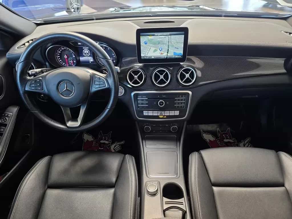 Mercedes-Benz GLA 200 Autom. AMG/LED/Leder/Kamera/Panorama/Ahk 10/2018-photo-18