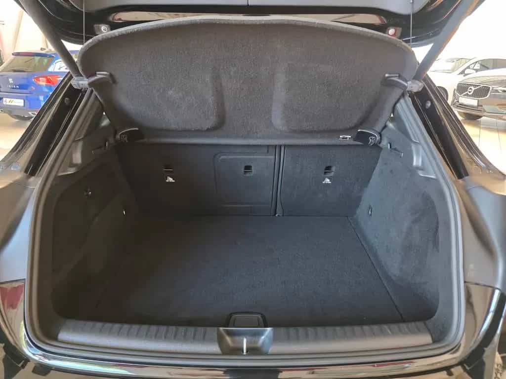 Mercedes-Benz GLA 200 Autom. AMG/LED/Leder/Kamera/Panorama/Ahk 10/2018-photo-6