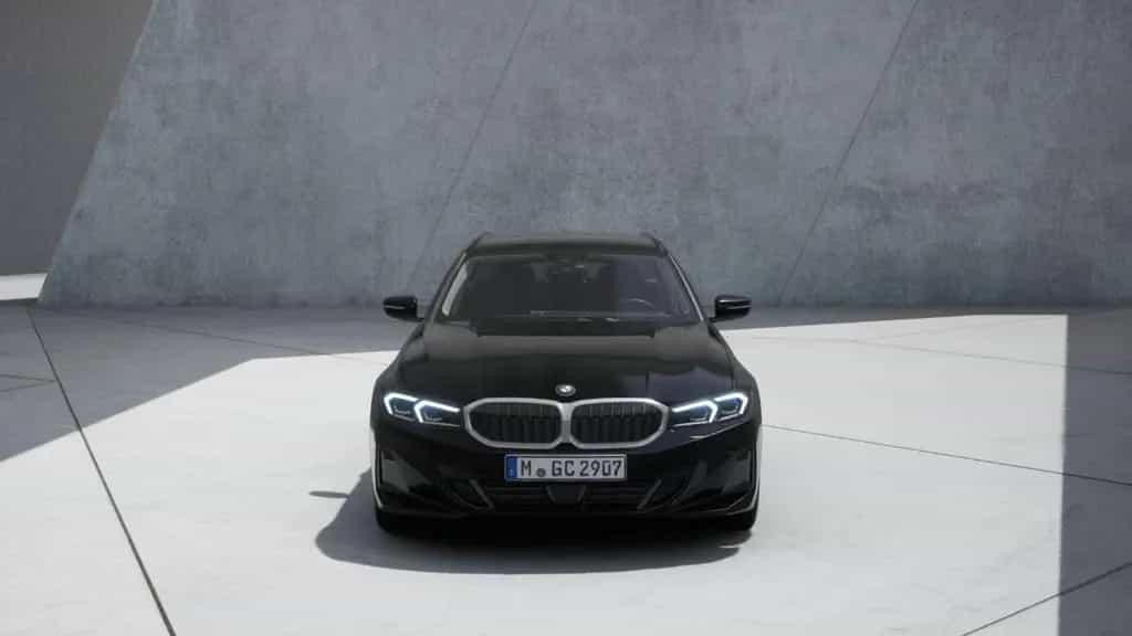 BMW 320 d Touring ACC HUD SpurAss AHK HiFi Navi RFK 06/2023-photo-2