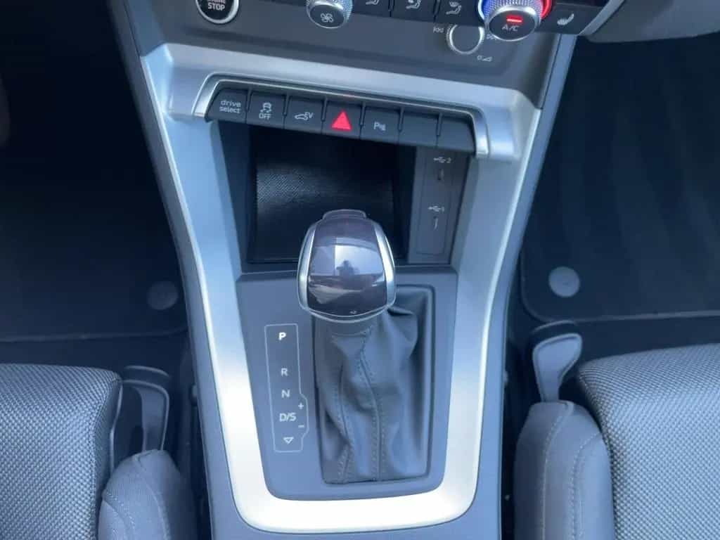 Audi Q3 Sportback 1,4 PHEV APP+VIRT+LED+NAVI+PDC 03/2023-photo-14