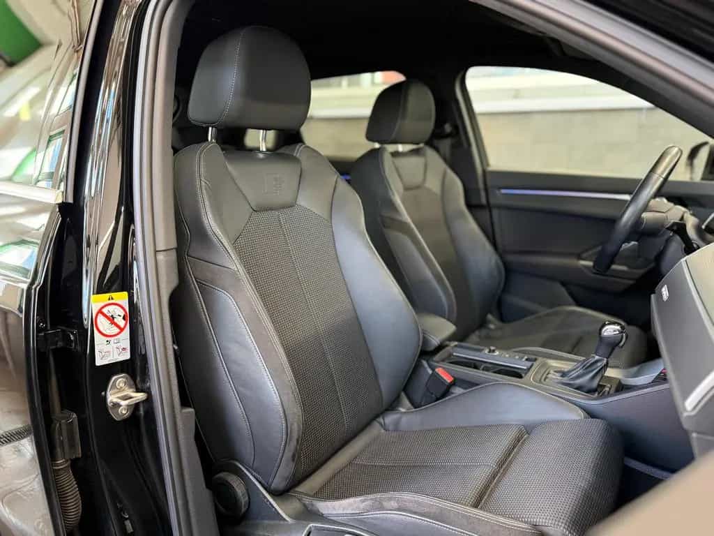 Audi Q3 quat. 5 J. Garantie S-LINE NAVI LED LEDER SHZ 10/2019-photo-18