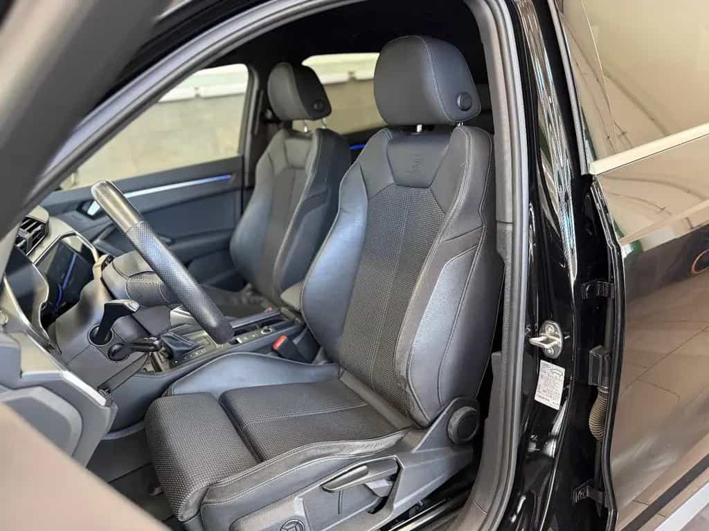 Audi Q3 quat. 5 J. Garantie S-LINE NAVI LED LEDER SHZ 10/2019-photo-2