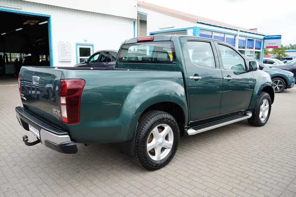 Isuzu D-Max Single Cab 4WD Basis KLIMA / LEDER / AHK 09/2016-photo-3