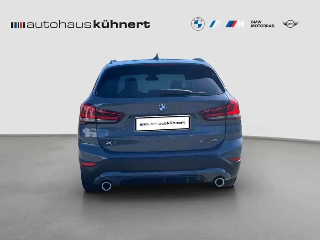 BMW X1 xDrive 20i Sport Line ACC LED RFK LWS Shadow 09/2020-photo-4