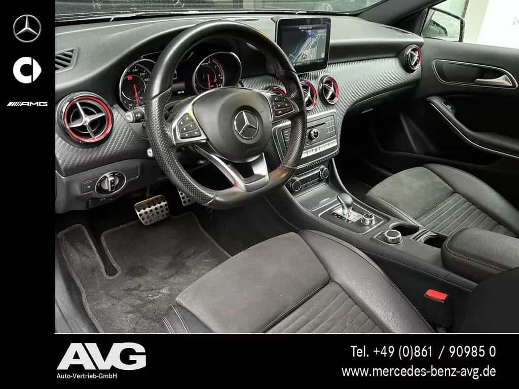 Mercedes-Benz A 45 AMG AMG A 45 4M Perf.Abgas Night LED Kamera 19" Navi 04/2018-photo-10