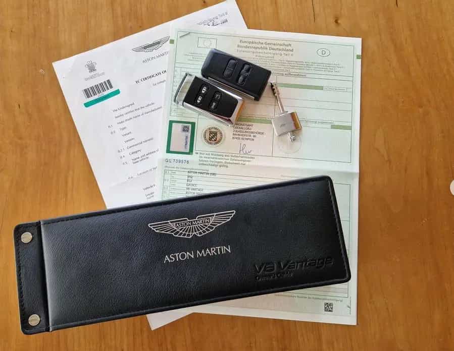 Aston Martin V8 Vantage Roadster 4.7l Sportshift - 08/2008-photo-8