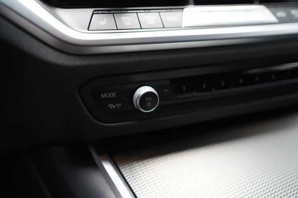BMW 320 d xDrive M Sport +Laserlicht+Komfortzugang++ 03/2022-photo-17