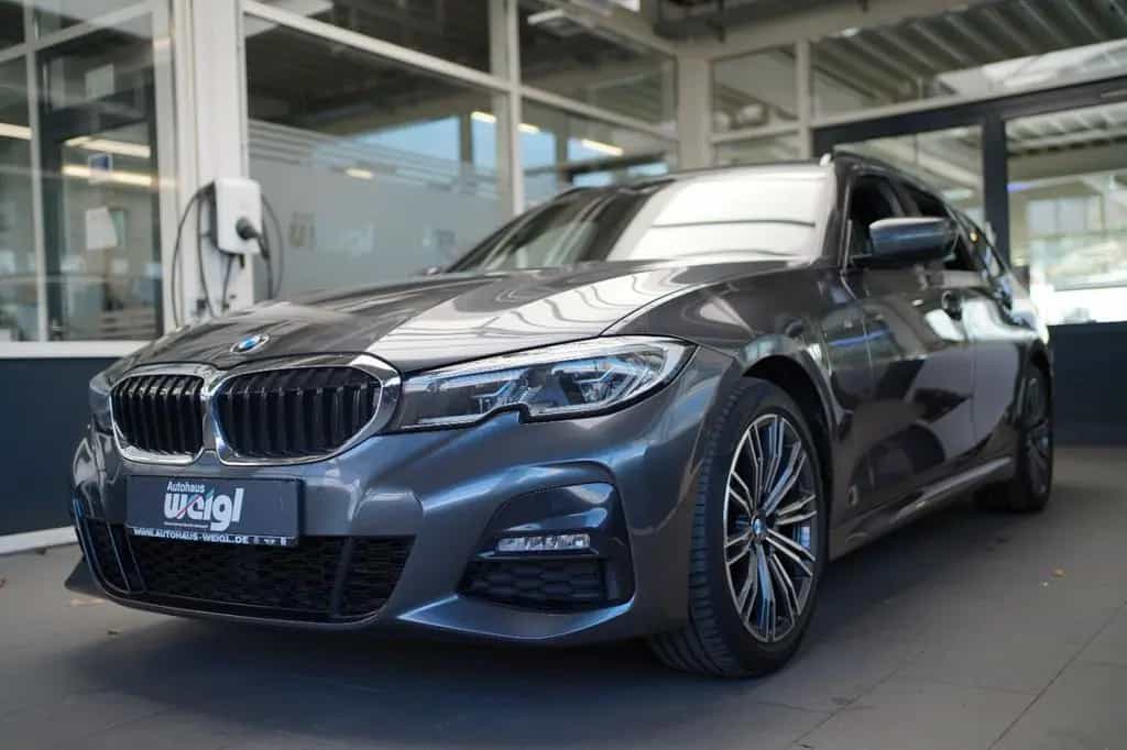 BMW 320 d xDrive M Sport +Laserlicht+Komfortzugang++ 03/2022-photo-2
