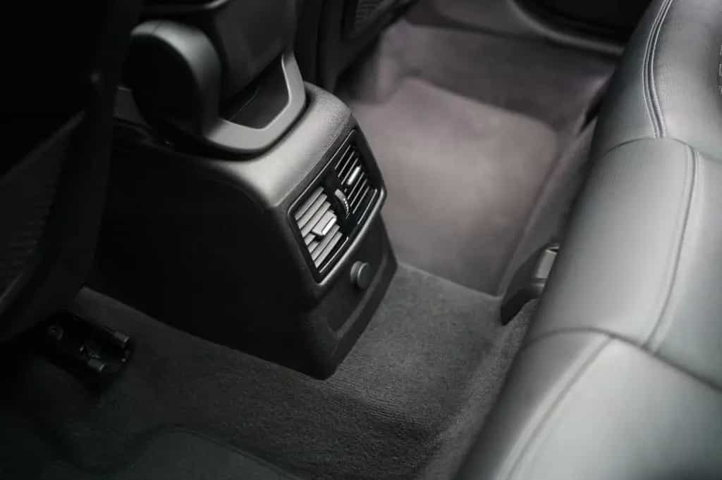 BMW X1 18d xLine +Parkassistent+Glasdach+AHK+LED+ 04/2017-photo-6