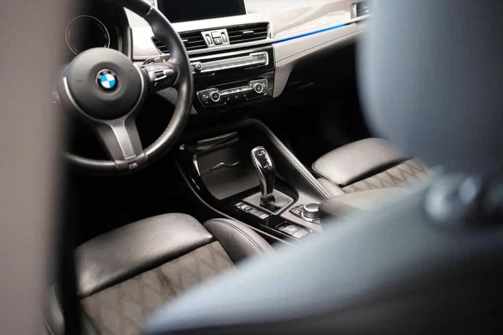 BMW X1 xDrive18d xLine +AHK+LED+Parkassist+Navigatio 04/2021-photo-18