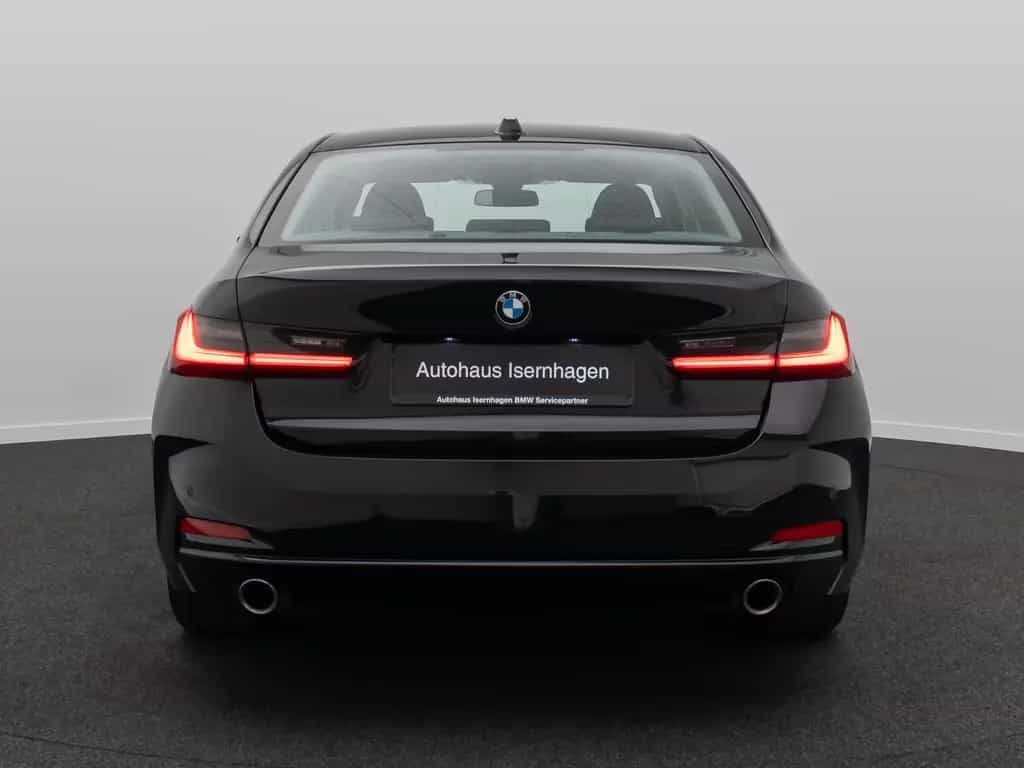 BMW 318 i GeschwindigR PDC DAB CockpitPlus Widscreen 10/2024-photo-7