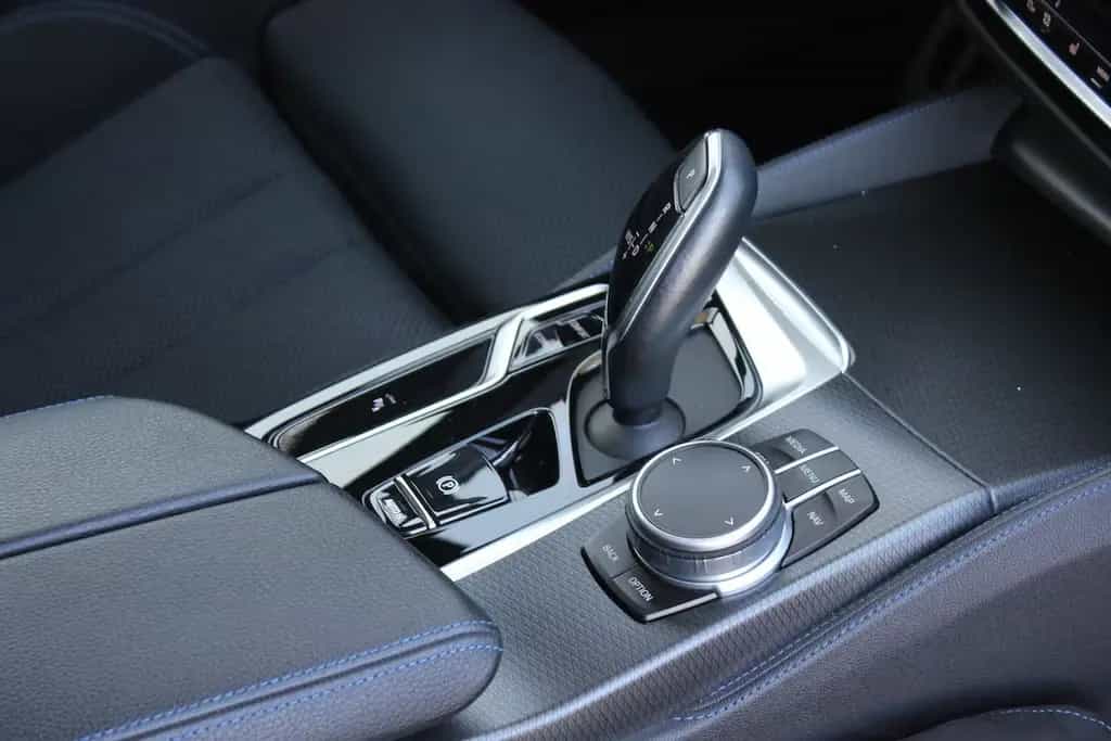 BMW 520 d xDrive Touring M Sport PANO AHK ACC HiFi 11/2021-photo-16