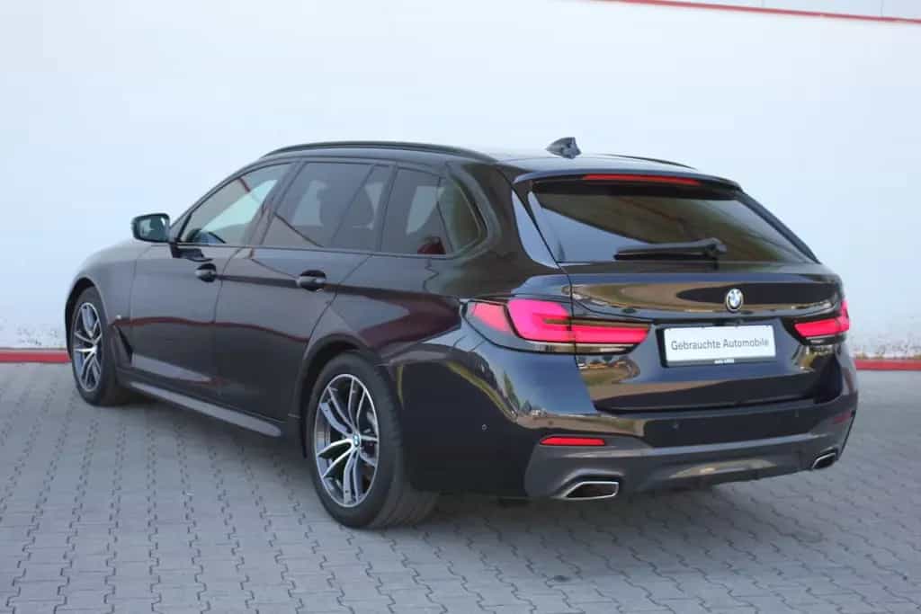 BMW 520 d xDrive Touring M Sport PANO AHK ACC HiFi 11/2021-photo-3