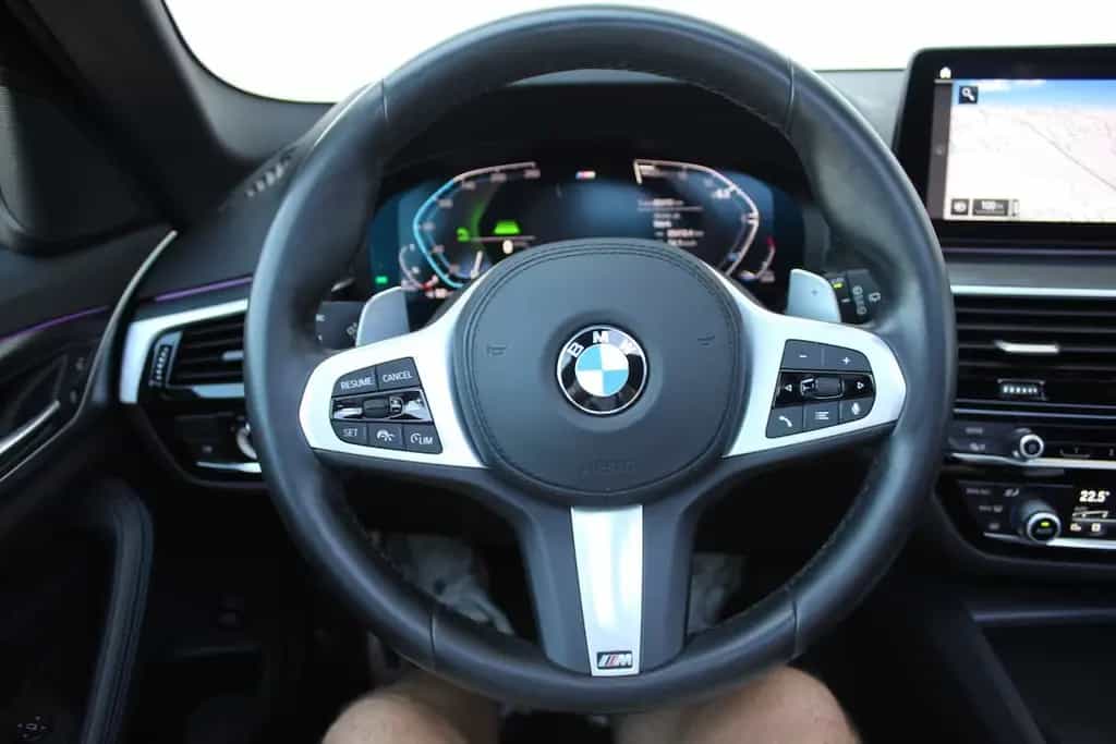 BMW 520 d xDrive Touring M Sport PANO AHK ACC HiFi 11/2021-photo-33