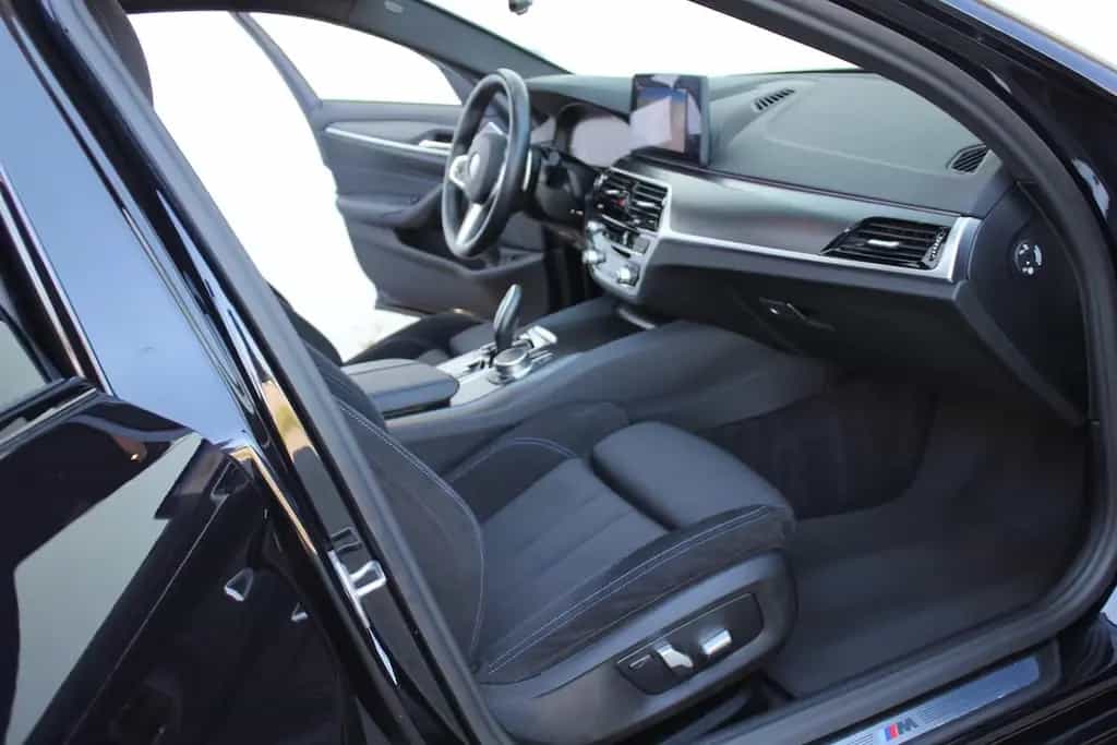 BMW 520 d xDrive Touring M Sport PANO AHK ACC HiFi 11/2021-photo-9