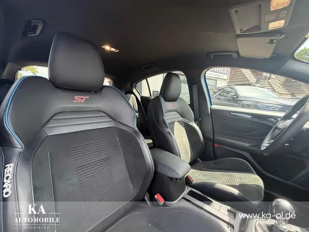 Ford Focus ST Edition 2.3 EcoBoost Limited Totw./Matr 03/2022-photo-15