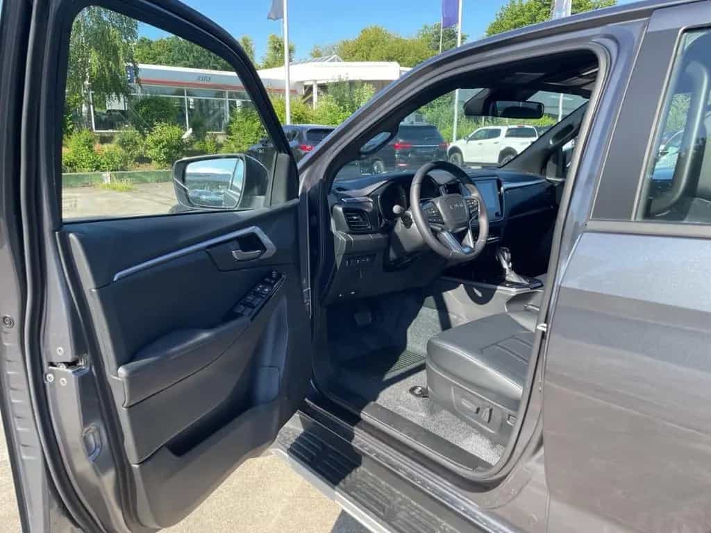 Isuzu D-Max Double Cab 2.2 163PS 4WD AT LSE null-photo-5