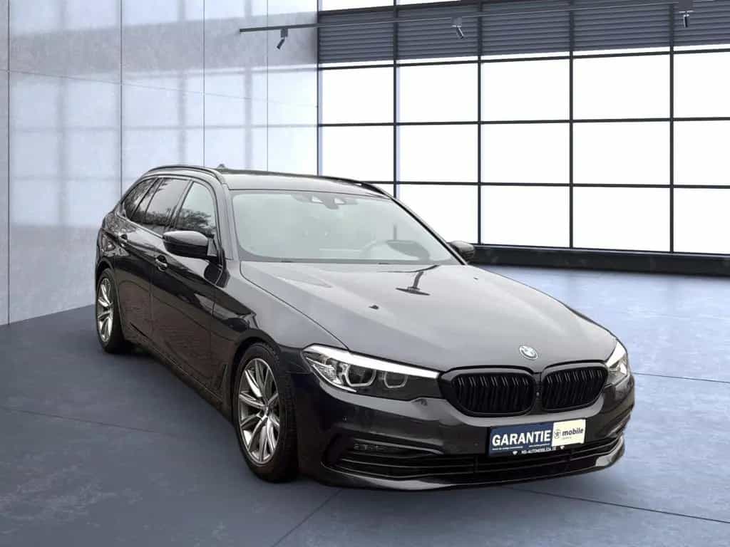 BMW 520 d Touring Sport Line  / TOP ! 19" 07/2019-photo-1