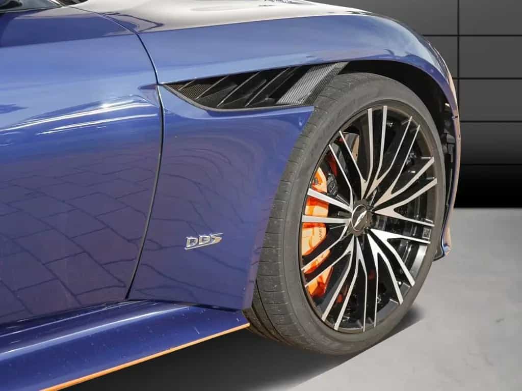 Aston Martin DBS Volante 05/2019-photo-13