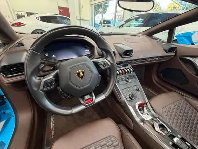 Lamborghini Huracán RWD Spyder 03/2017-photo-8