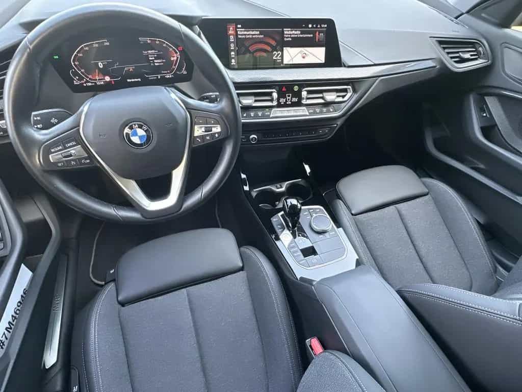 BMW 120 d Sport-Line NAV+LED+PANO+VCOCK+SHZ+18ZOLL+PP 03/2023-photo-12