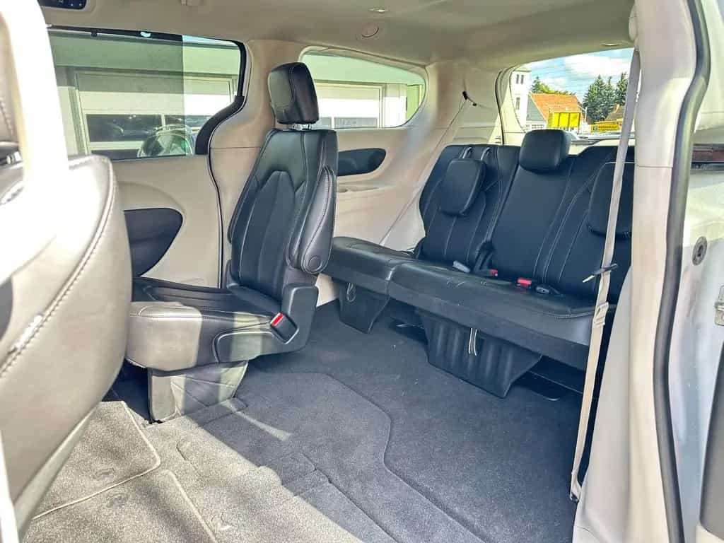Chrysler Pacifica 03/2024-photo-14