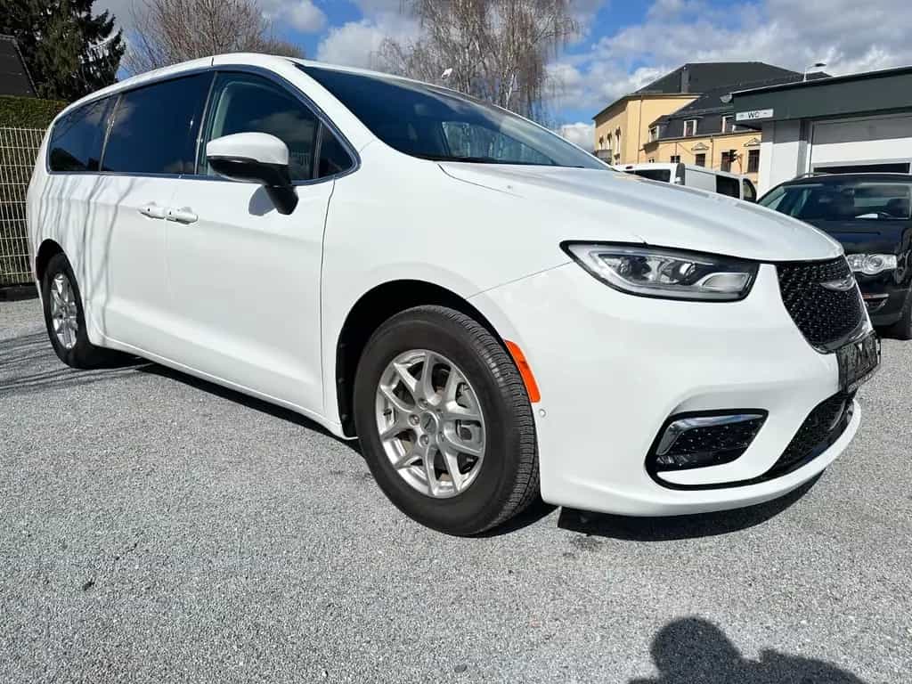 Chrysler Pacifica 03/2024-photo-2