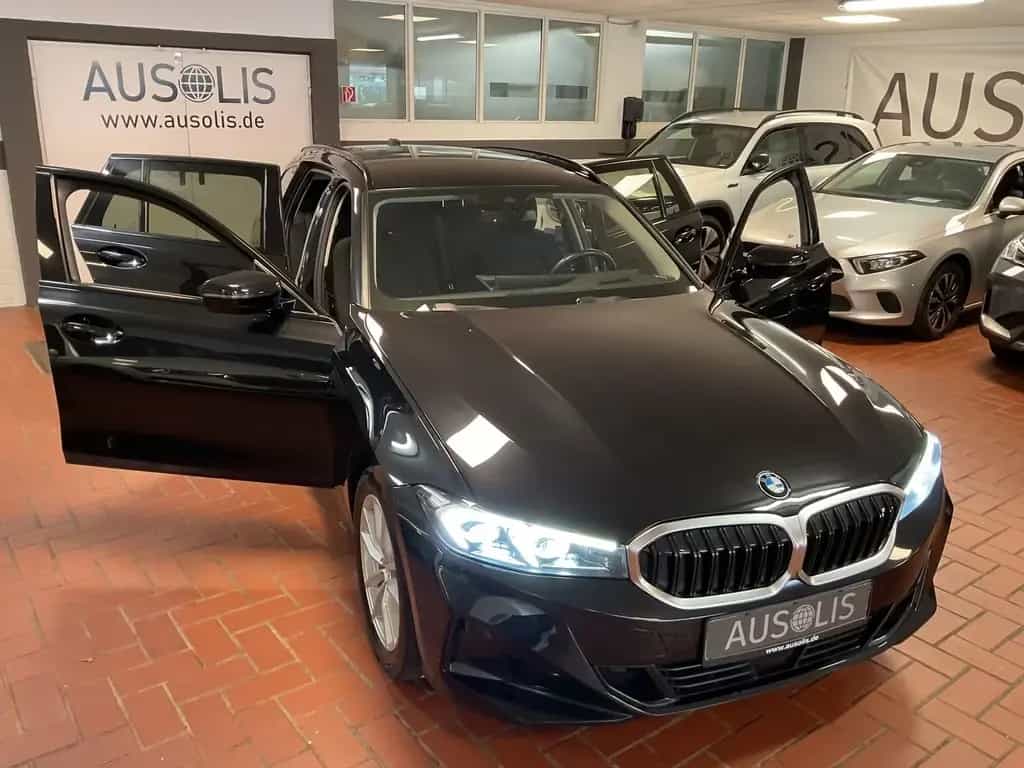 BMW 320 dA Touring Live Cockpit,LED,AHK 03/2023-photo-10
