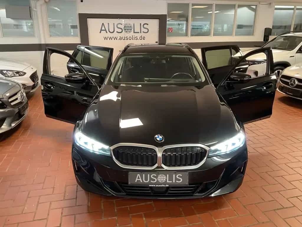 BMW 320 dA Touring Live Cockpit,LED,AHK 03/2023-photo-11