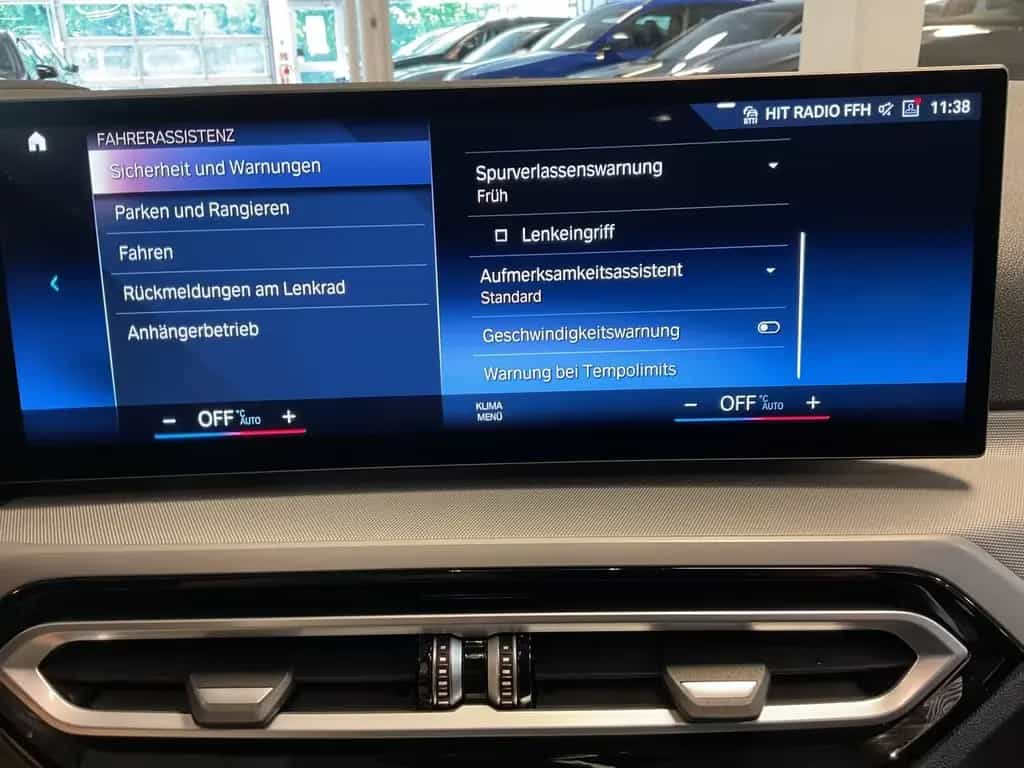 BMW 320 dA Touring Live Cockpit,LED,AHK 03/2023-photo-15