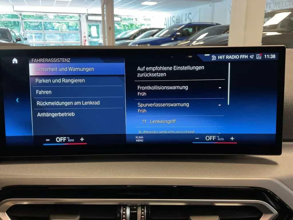 BMW 320 dA Touring Live Cockpit,LED,AHK 03/2023-photo-19