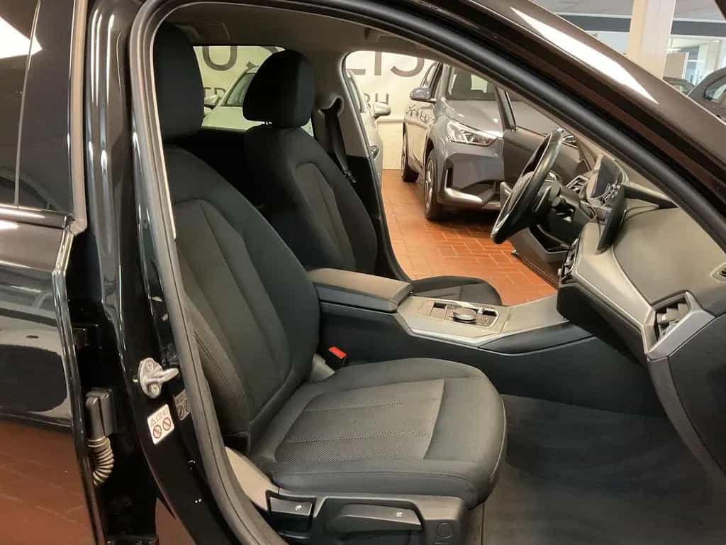 BMW 320 dA Touring Live Cockpit,LED,AHK 03/2023-photo-27