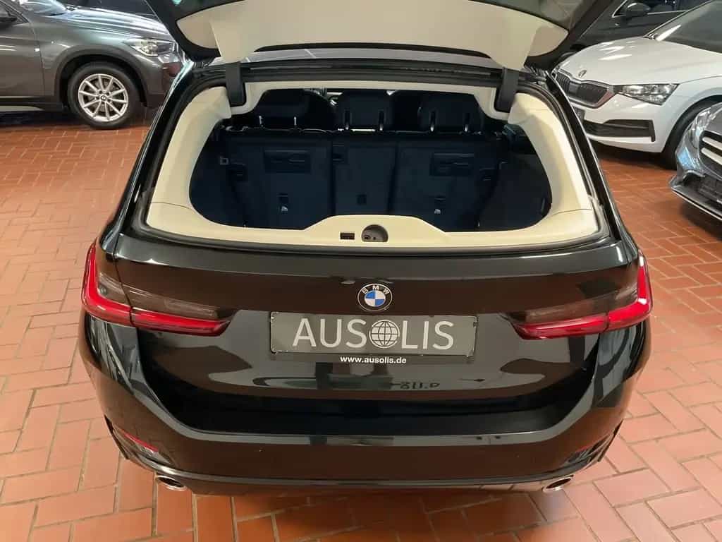 BMW 320 dA Touring Live Cockpit,LED,AHK 03/2023-photo-6