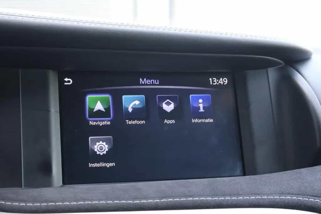 Infiniti Q30 1.6 T Sport | Origineel NL | Panoramadak | B 01/2017-photo-11