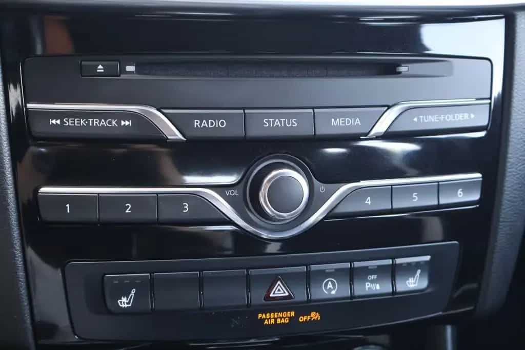 Infiniti Q30 1.6 T Sport | Origineel NL | Panoramadak | B 01/2017-photo-12
