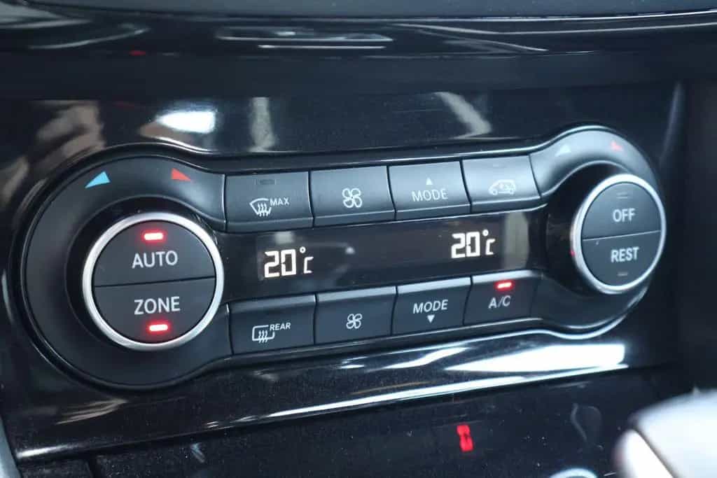 Infiniti Q30 1.6 T Sport | Origineel NL | Panoramadak | B 01/2017-photo-13
