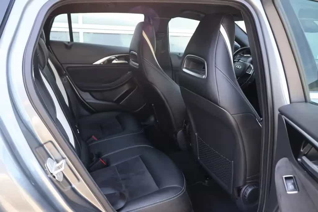 Infiniti Q30 1.6 T Sport | Origineel NL | Panoramadak | B 01/2017-photo-18