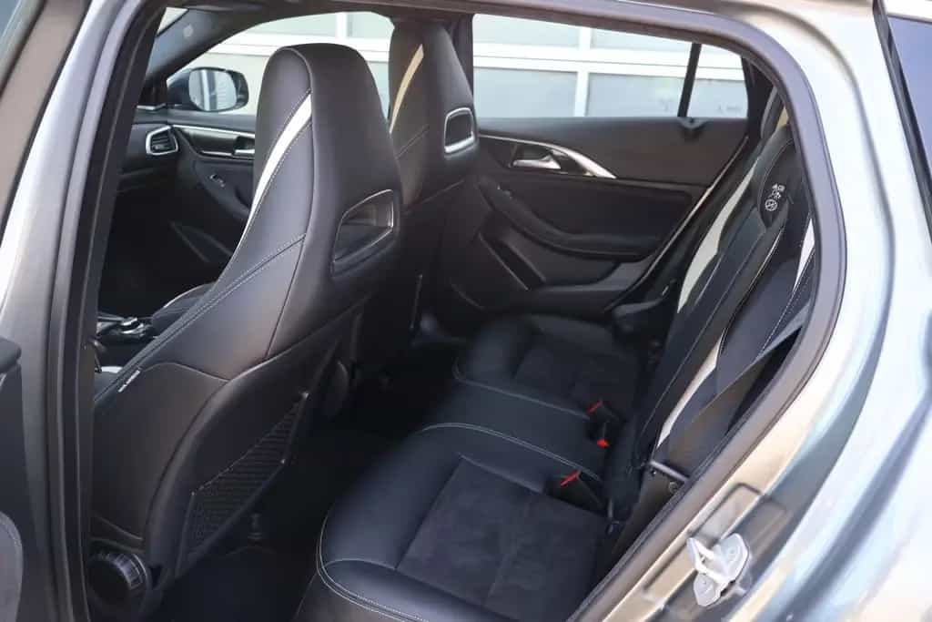 Infiniti Q30 1.6 T Sport | Origineel NL | Panoramadak | B 01/2017-photo-19
