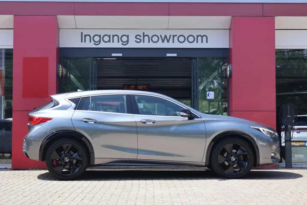 Infiniti Q30 1.6 T Sport | Origineel NL | Panoramadak | B 01/2017-photo-2