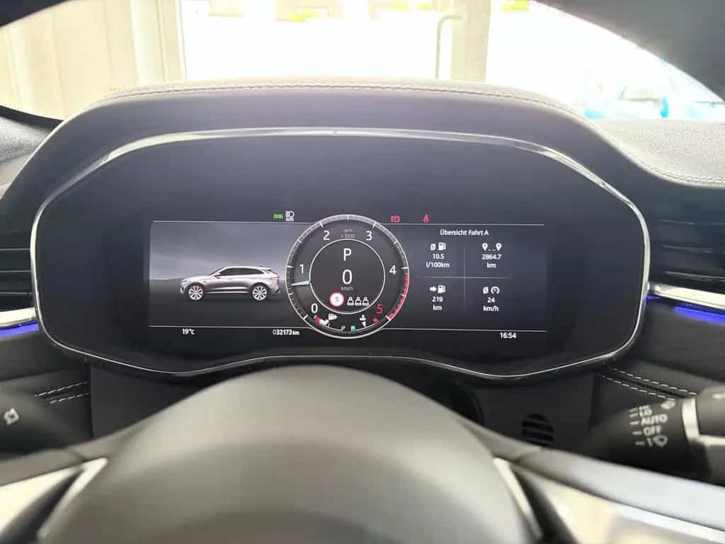 Jaguar F-Pace R-Dynamic SE AWD PANO/STANDH./MEMORY 03/2024-photo-33
