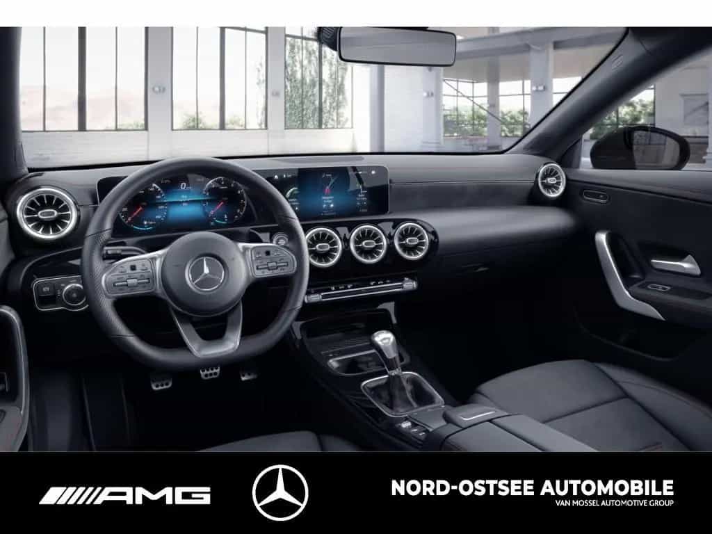 Mercedes-Benz CLA 200 Shooting Brake CLA 200 SB AMG KAM PANO SHZ TEMPO AHK MBUX NIGHT 01/2021-photo-2