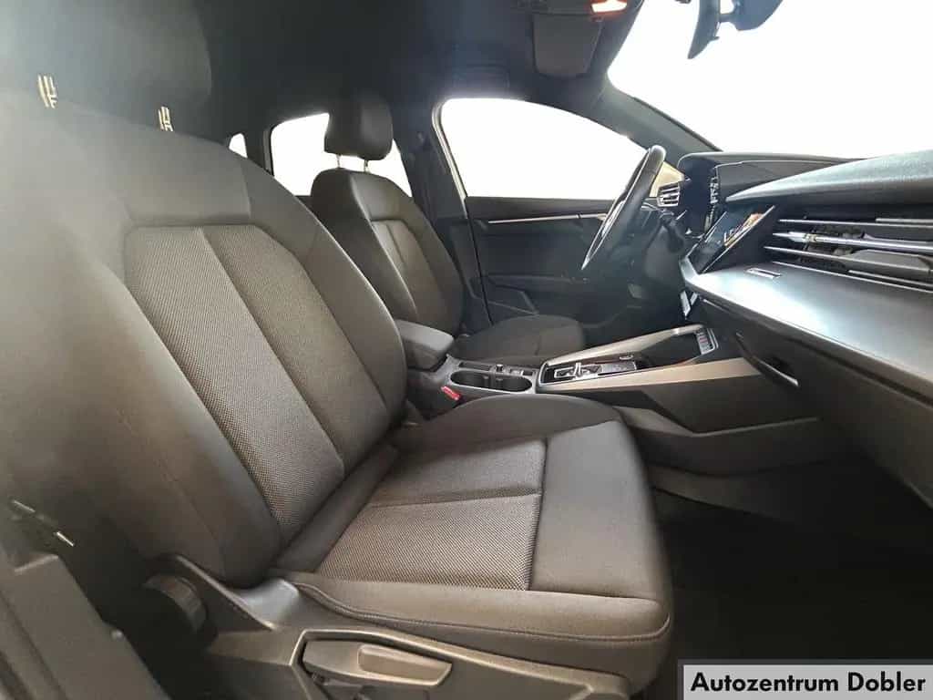 Audi A3 Sportback advanced 35 TFSI 110kW S tronic LED 11/2023-photo-9