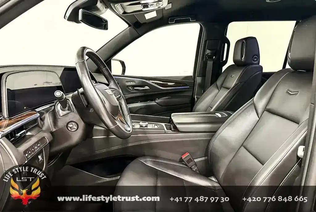 Cadillac Escalade LUXURY 6.2V8 4WD € 68.500 T1 06/2024-photo-11