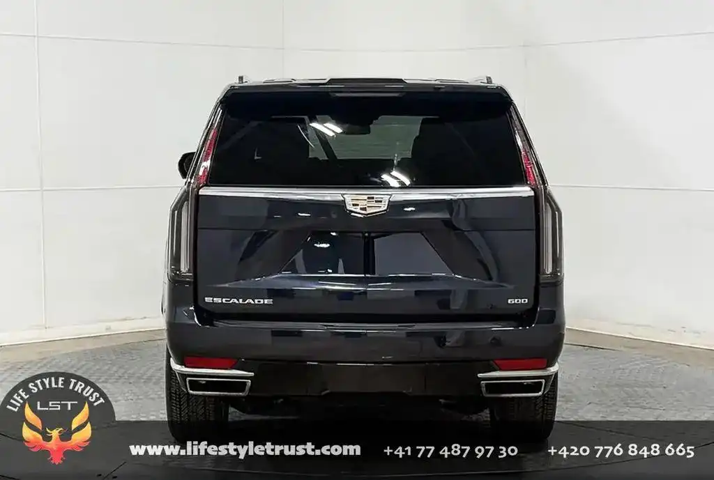 Cadillac Escalade LUXURY 6.2V8 4WD € 68.500 T1 06/2024-photo-6
