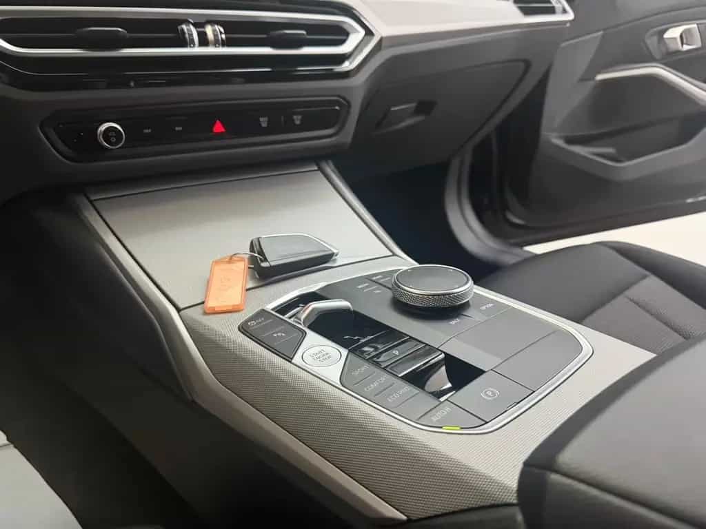 BMW 320 d xDrive T Shadow-Line WIDE*LED*CARPLAY*MEGA 07/2023-photo-11
